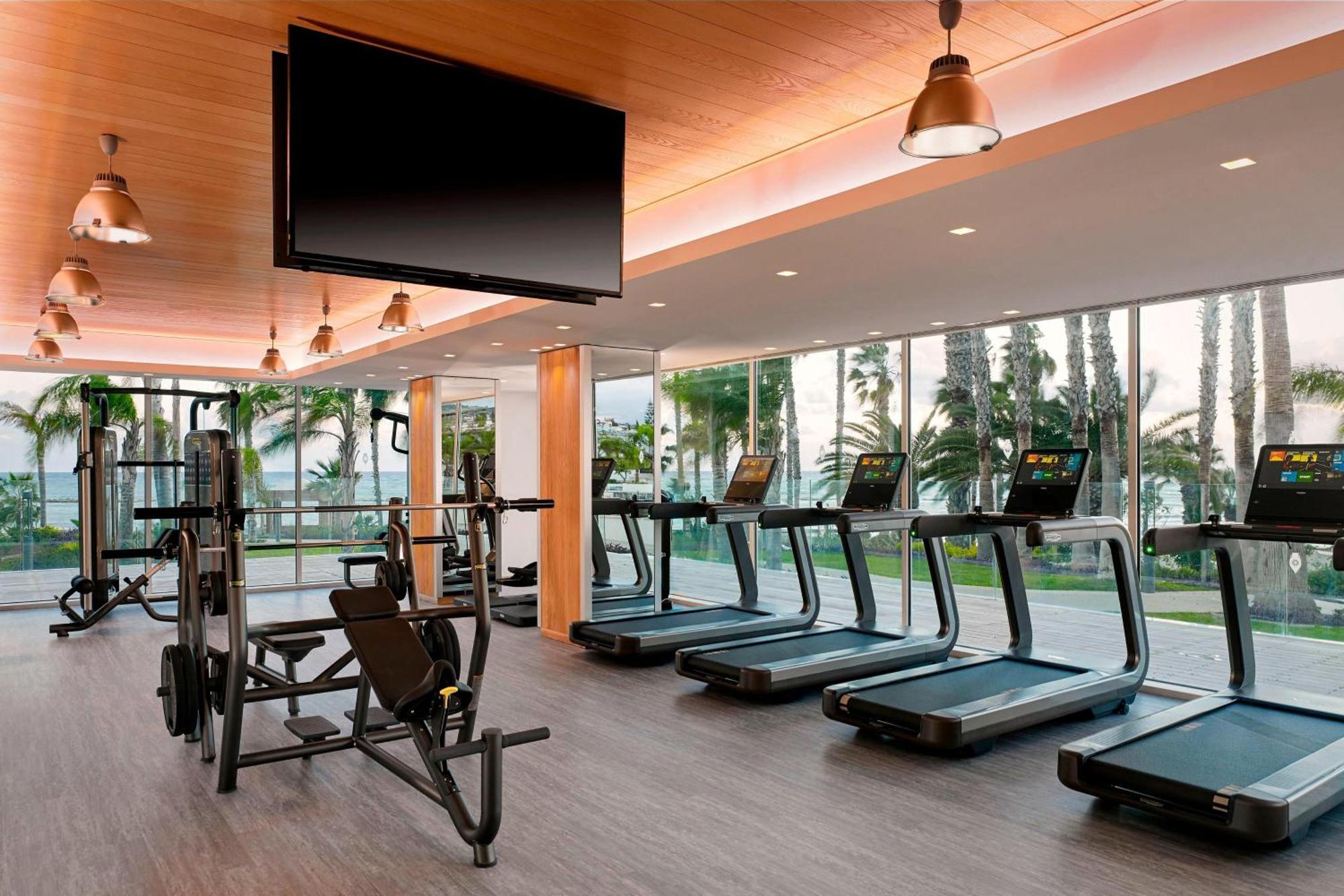 Parklane, A Luxury Collection Resort & Spa, Limassol Exterior photo The gym at the hotel